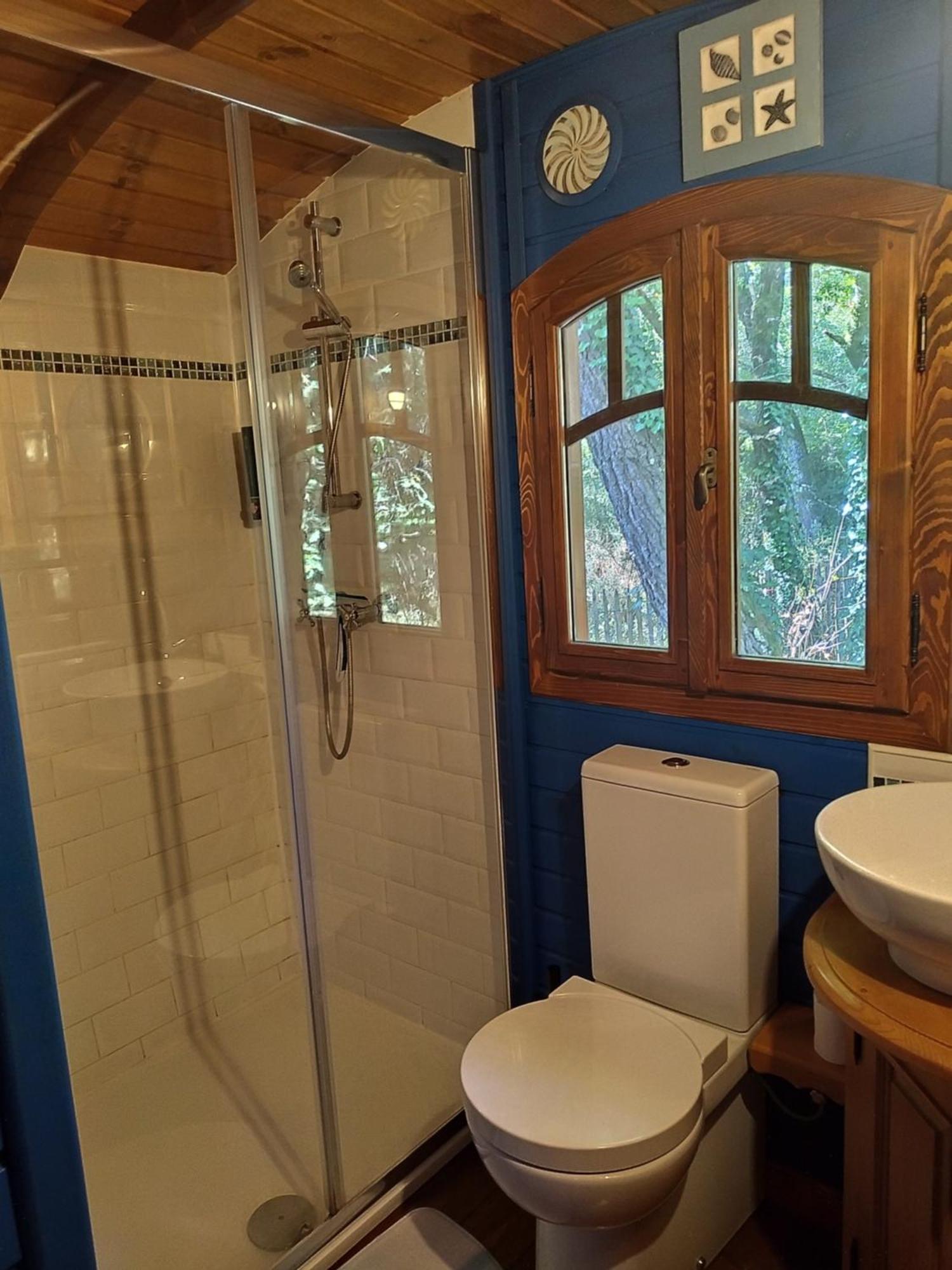 Les Roulottes Vesta Villa Leognan Ngoại thất bức ảnh